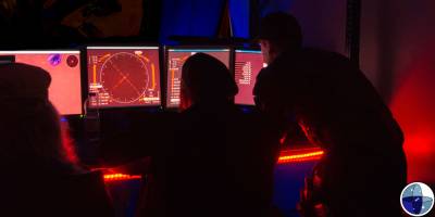 An Ascendancy Crew crammed into the close confines of an early SC Bridge